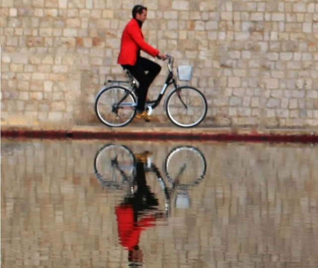  touring Valencia with the bike 